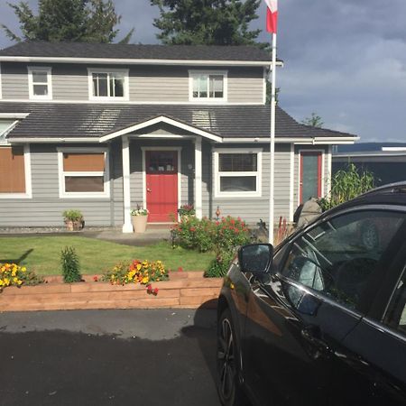 Money Pennies Bed And Breakfast Campbell River Exteriör bild