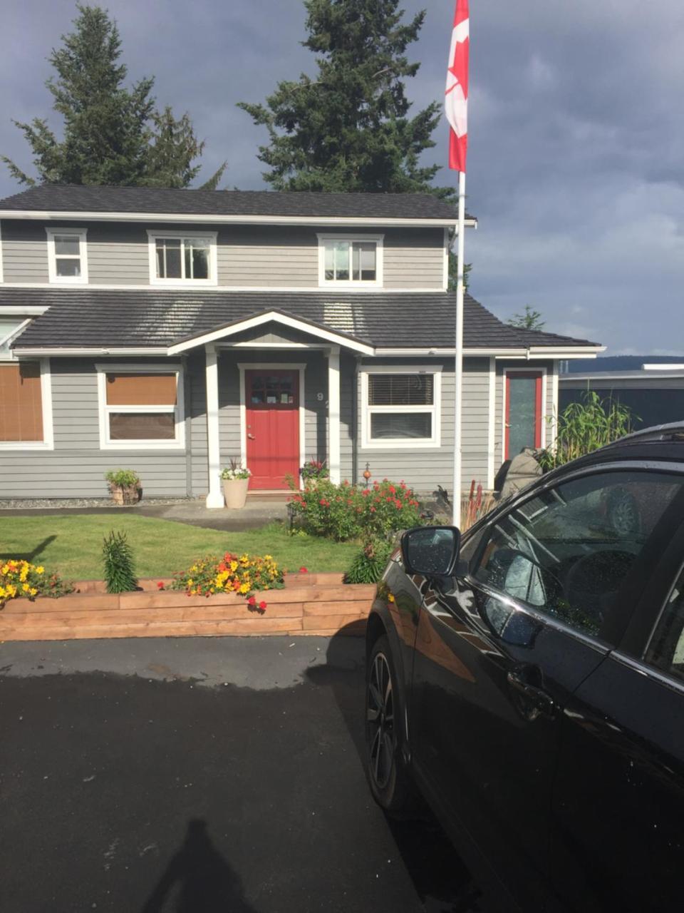 Money Pennies Bed And Breakfast Campbell River Exteriör bild